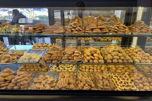 Güzelkonak Unlu Mamulleri Tosmur Fırın Cafe Patisserie - Fırın - Antalya Alanya