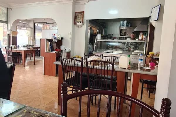Divan Yemek Salonu - Restoran - Bursa Gemlik