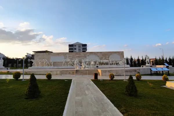 Türk Tarih Müzesi ve Parkı - Heykel Müzesi - Ankara Yenimahalle