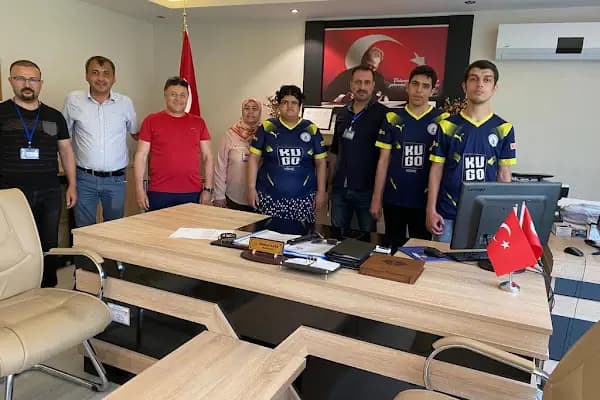 ŞEHİT KADİR DEMİRYÜREK ÖZEL EĞİTİM UYGULAMA OKULU III. KADEME - Okul - Adana Çukurova
