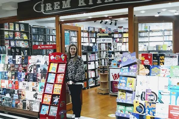 Kitapçılar Çarşısı - Alışveriş merkezi - Sakarya Karapürçek