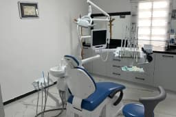 Diş Hekimi Bünyamin Ekinci 7/24 Açık Diş Kliniği