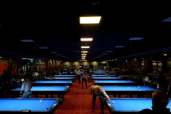 Life Billiards & Bistro - Bilardo salonu - İstanbul Maltepe