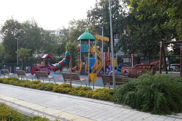 Mehmet Ali Akman Parkı - Park - İzmir Konak