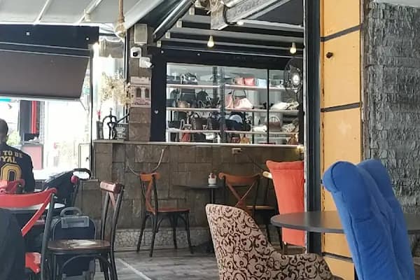Rengi Kahve - Kafe - Sakarya Adapazarı