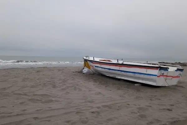 Belediye Plaj Tesisleri - İlgi Çekici Yer - Samsun 19 Mayıs