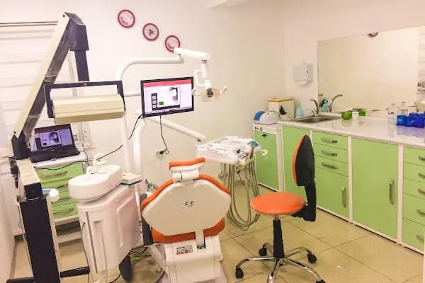 Özel Dünya Ağız ve Diş Sağlığı Polikliniği - Diş Kliniği - Ankara Altındağ