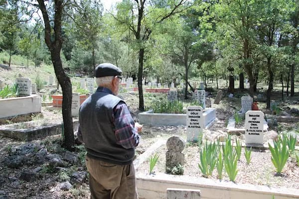 Kelekçi mezarlığı - Mezarlık - Denizli Acıpayam