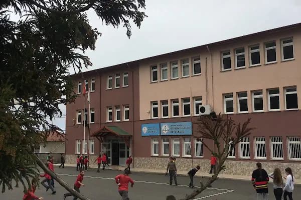 Şehit Engin Saraç İlkokulu - Okul - Trabzon Akçaabat