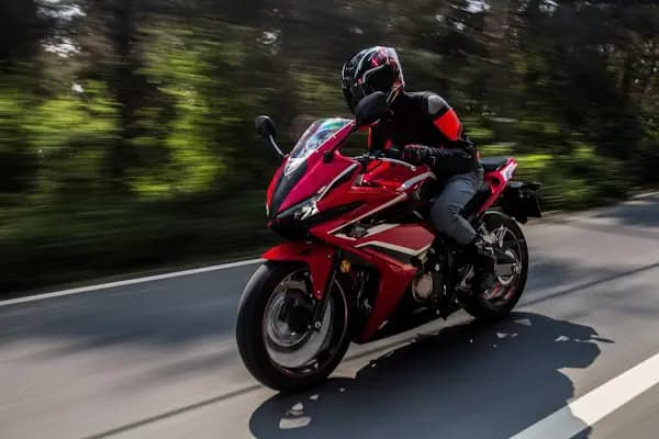 Speed Motorlu Kurye - Kurye Hizmeti - İzmir Bayraklı