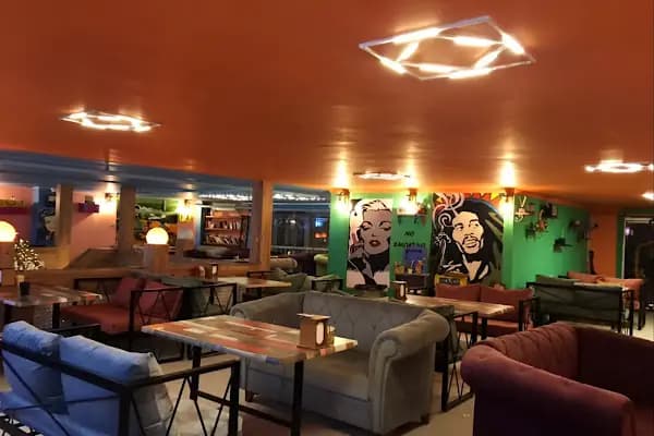 Eskici istanbul Cafe - Kafe - İstanbul Arnavutköy