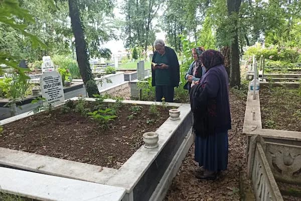 Yeniköy Merkez Aile Kabristanlığı - Mezarlık - Kocaeli Başiskele
