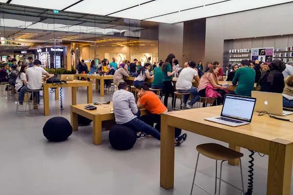 Apple Zorlu Center - Elektronik eşya mağazası - İstanbul Beşiktaş