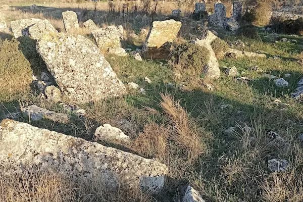 Selçuklu Mezarlığı - Tarihi Yer - Antalya Döşemealtı