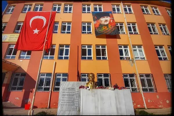 Şehit Öğretmen Mehmet Birol Kız Meslek Lisesi - Okul - Edirne Edirne Merkez