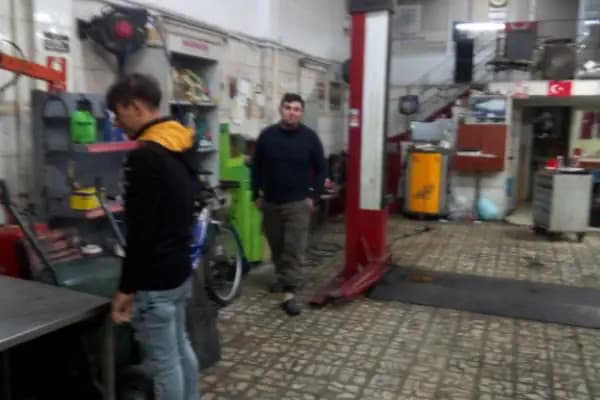 24 Saat Açık Tamirci, Oto Tamir Bakım, Araç Bakım Merkezi - Araç Bakım ve Onarımı - İstanbul Kâğıthane
