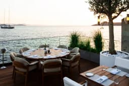 HAN 1771 Cafe &amp; Lounge
