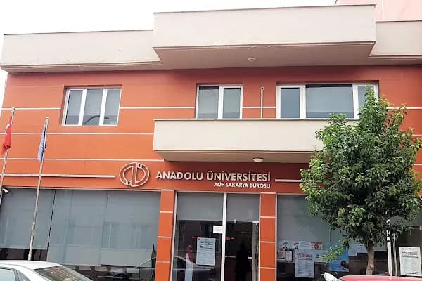 Anadolu Üniversitesi Aöf Sakarya Bürosu - Okul - Sakarya Adapazarı