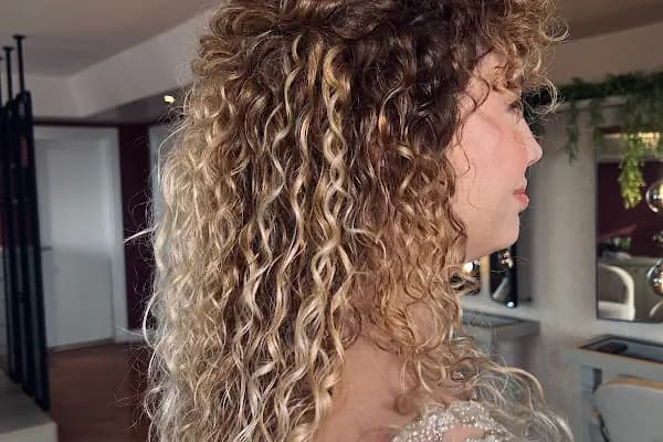 LUNEDI Makeup/Hair Boutique Studio - Kuaför - Ankara Çankaya