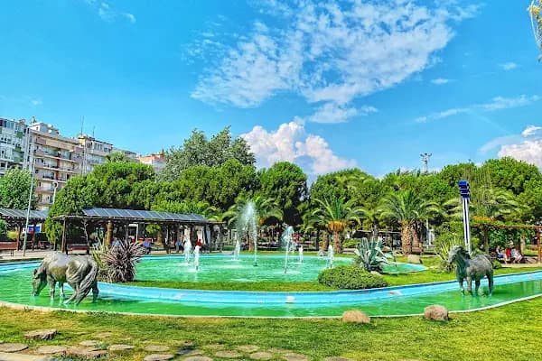Karabağlar Belediyesi Uğur Mumcu Parkı - Park - İzmir Karabağlar