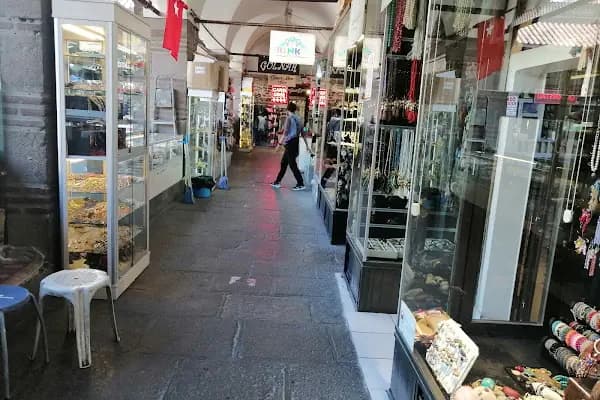 Suluhan Çarşısı - Alışveriş merkezi - Ankara Altındağ