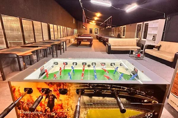 Rastgele Billiard Club Karkent - Bilardo salonu - Konya Meram