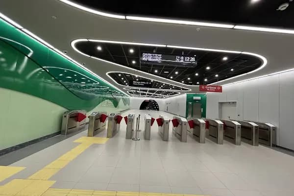 Arnavutköy Şehir Parkı Metro Durağı - Ulaşım Hizmeti - İstanbul Arnavutköy