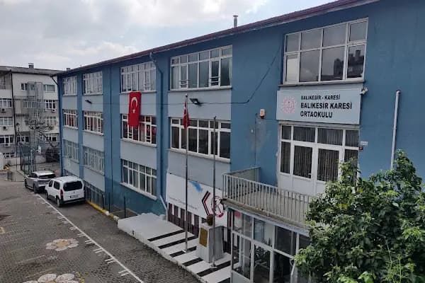 Balıkesir Karesi Ortaokulu - Okul - Balıkesir Edremit