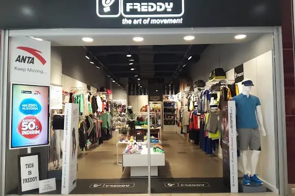 FREDDY - Giyim mağazası - İstanbul Arnavutköy