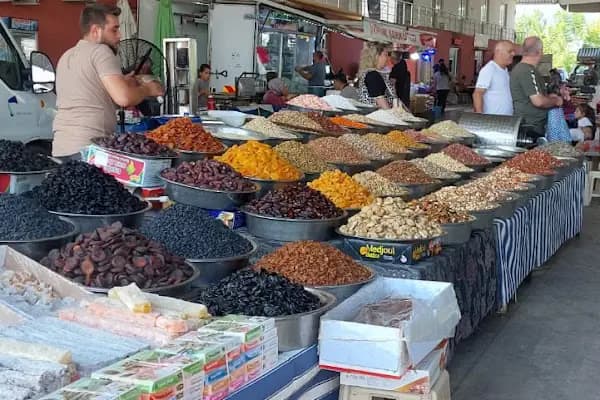 Yığmalar Kapalı Pazar Yeri - Pazar - Antalya Alanya