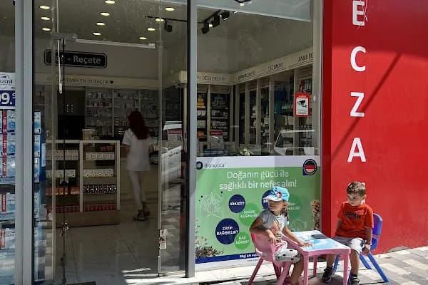 Aliağa Eczanesi - Eczane - İzmir Aliağa