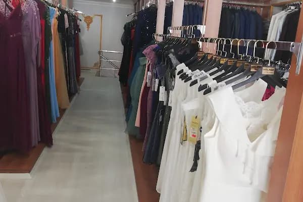HAYAL MODA ANAMUR GELİNLİK .Abiye. Damatlık. Nişanlık.Elbuketi. Aksesuvar ,Duvak Özel Tasarım - Mağaza - Mersin Yenişehir