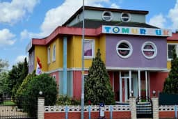 Tomurcuk Anaokulu ve Kreş