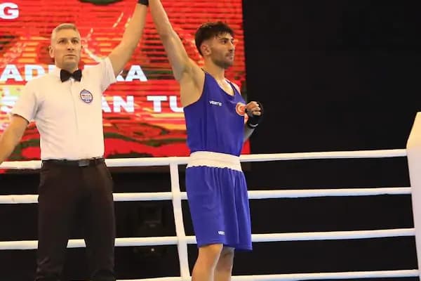 Efe Boks Spor Kulübü - Boks Salonu - Bursa Osmangazi