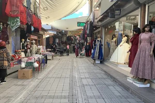 Cikrikcilar Yokusu - Alışveriş merkezi - Ankara Altındağ