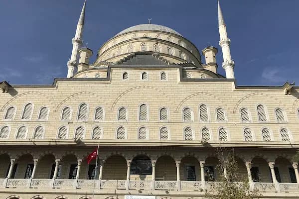 Taşoluk Yeşil Cami - Cami - İstanbul Bahçelievler