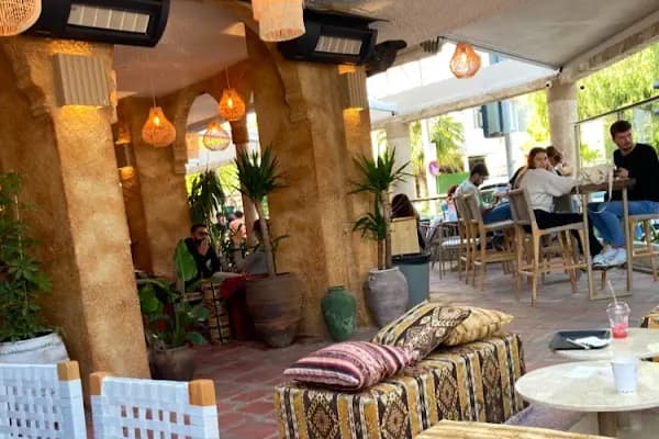 Luuq Coffee - Kafe - İzmir Buca