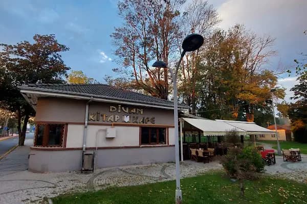 Divan Kitap Kafe - Kafe - Sakarya Adapazarı