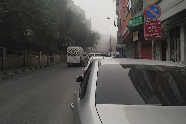 Üçyüzlü Ptt - Postane - İstanbul Kâğıthane