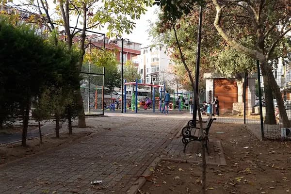 Uğur Mumcu Parkı - Park - İstanbul Avcılar