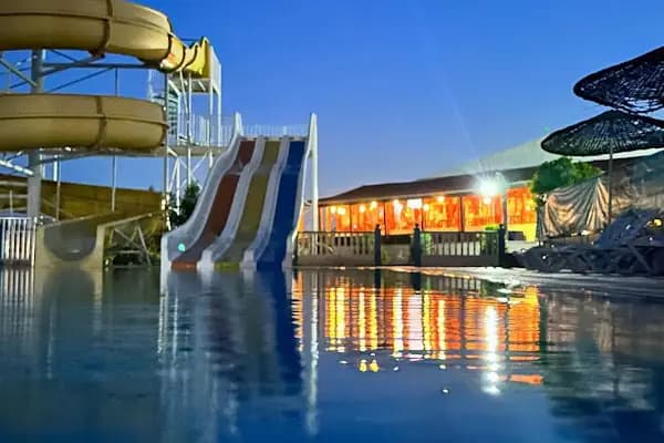 BlackStone Beach Hotel - Otel - Adana Kozan