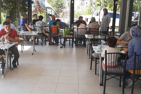 ADANALI İRFAN USTA KEBAB VE PİDE - Restoran - Mersin Aydıncık