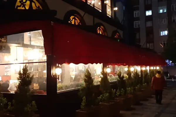 Çınar İşkembe &amp; Kelle Paça &amp; Kebap Salonu - Aile restoranı - İstanbul Adalar