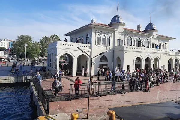 Büyükada Vapur İskelesi - Ulaşım Hizmeti - İstanbul Adalar