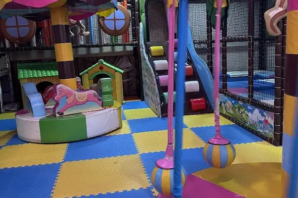 Playland - İlgi Çekici Yer - Mersin Yenişehir