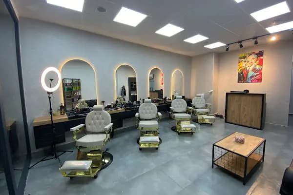 Dazzle erkek kuaförü - Berber Dükkanı - İzmir Bergama