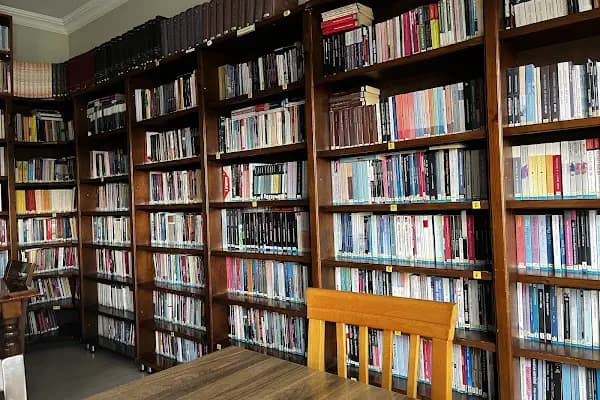 Faik Baysal Kütüphanesi - Kütüphane - Sakarya Adapazarı