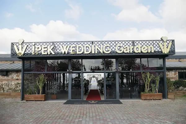 İpek Wedding Garden - Küçükçekmece Kır Bahçesi - Göl Kenarı Kır Düğünü - Avrupa Yakası Düğün Salonu - Düğün Salonu - İstanbul Küçükçekmece