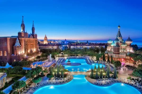 Kremlin Palace - Konaklama Tesisi - Antalya Aksu