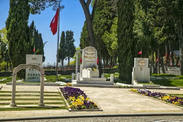 Edirnekapı Şehitlik Ve Mezarlığı - Mezarlık - İstanbul Eyüpsultan